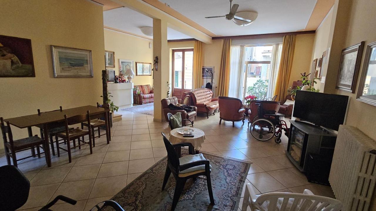 Verena Dependance Savoia & Campana Montecatini Terme Exterior foto